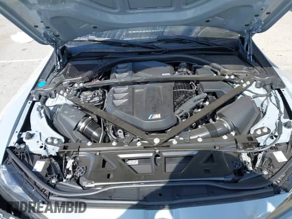 2025 BMW M3 Competition xDrive with VIN WBS33HJ09SFU20723, listed as a IAAI auction lot 41998784 with 3,927 mi miles and . Bid and sale history available at DreamBid. Image 10.