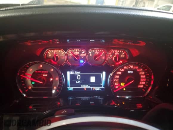 2017 Chevrolet Silverado 1500 LTZ z VIN 3GCUKSEJ6HG169441, wystawiony jako Copart lot #61245275 z przebiegiem 56 906 mil mil oraz Szkoda całkowita • Salvage title. Historia ofert i sprzedaży dostępna na DreamBid. Obrazek 9.