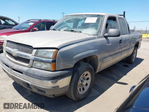 2005 Chevrolet Silverado 1500 Work Truck with VIN 1GCEK19V45Z101520, listed as a IAAI auction lot 42900443 with 285,167 mi miles and . Bid and sale history available at DreamBid. Image 2.