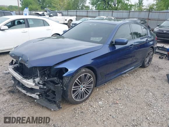 2019 BMW 5 Series 540i xDrive z VIN WBAJE7C58KWW16483, wystawiony jako IAAI lot #42202466 z przebiegiem 91 200 mil mil oraz . Historia ofert i sprzedaży dostępna na DreamBid. Obrazek 18.