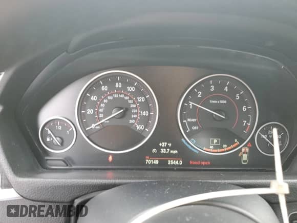 2016 BMW 4 Series 435i xDrive z VIN WBA4B3C50GG344205, wystawiony jako Copart lot #52738205 z przebiegiem 70 149 mil mil oraz Szkoda całkowita • Salvage title. Historia ofert i sprzedaży dostępna na DreamBid. Obrazek 9.