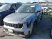 2025 Kia Sorento SX Prestige with VIN KNDRKDJG5S5323454, listed as a IAAI auction lot 41273656 with 101 mi miles and . Bid and sale history available at DreamBid. Image 18.