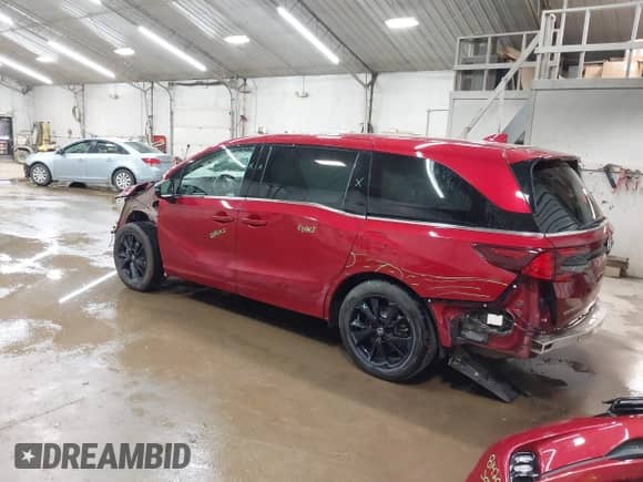 2023 Honda Odyssey Sport z VIN 5FNRL6H71PB033829, wystawiony jako IAAI lot #42556727 z przebiegiem 30 524 mil mil oraz . Historia ofert i sprzedaży dostępna na DreamBid. Obrazek 3.