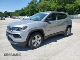 2022 Jeep Compass Latitude с VIN 3C4NJDBB4NT211804, выставлен на аукционе Copart как лот 66072475 с пробегом 29 266 миль миль и Списание • Salvage title. История ставок и продаж доступна на DreamBid. Изображение 1.