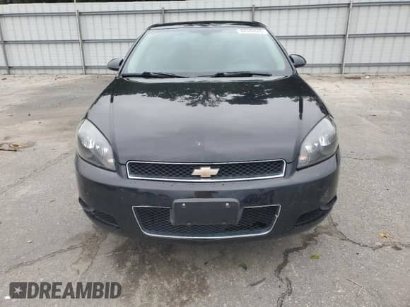2016 Chevrolet Impala LTZ with VIN 2G1WC5E39G1172567, listed as a Copart auction lot 82340625 with 173,695 mi miles and Salvage title. Bid and sale history available at DreamBid. Image 5.