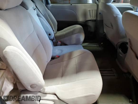 2015 Toyota Sienna LE AAS with VIN 5TDKK3DCXFS669844, listed as a Copart auction lot 80445005 with 219,688 mi miles and Salvage title. Bid and sale history available at DreamBid. Image 11.