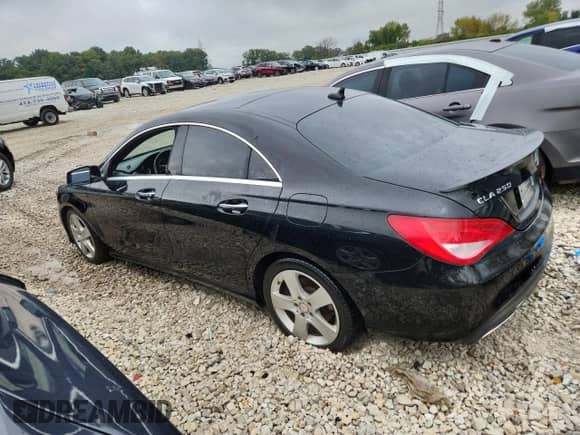 2017 Mercedes-Benz CLA 250 с VIN WDDSJ4EB0HN421910, выставлен на аукционе Copart как лот 71287695 с пробегом 149 464 миль миль и На запчасти • Non repairable. История ставок и продаж доступна на DreamBid. Изображение 2.