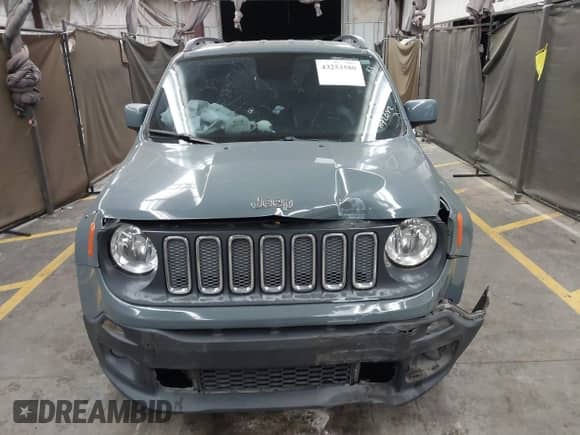 2018 Jeep Renegade Latitude with VIN ZACCJABB5JPH92642, listed as a IAAI auction lot 43253580 with 106,321 mi miles and . Bid and sale history available at DreamBid. Image 12.
