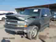 2002 Chevrolet Tahoe Z71 z VIN 1GNEK13Z22R116838, wystawiony jako IAAI lot #41776472 z przebiegiem 298 782 mil mil oraz . Historia ofert i sprzedaży dostępna na DreamBid. Obrazek 2.