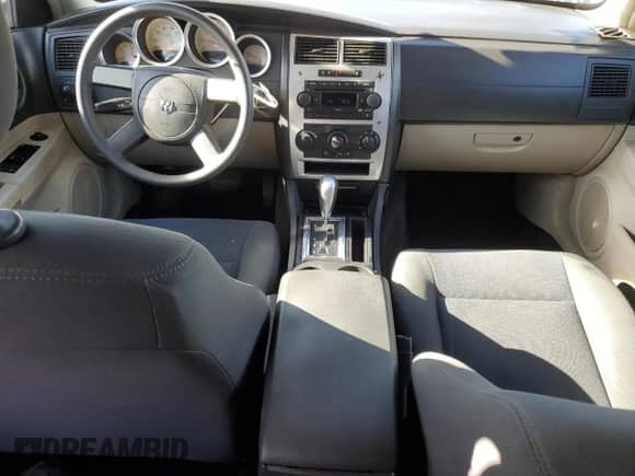 2006 Dodge Magnum z VIN 2D4FV47V76H494448, wystawiony jako Copart lot #82257374 z przebiegiem 155 877 mil mil oraz Szkoda całkowita • Salvage title. Historia ofert i sprzedaży dostępna na DreamBid. Obrazek 8.