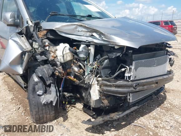 2014 Hyundai Tucson Limited with VIN KM8JU3AG4EU833916, listed as a IAAI auction lot 42886781 with 82,270 mi miles and . Bid and sale history available at DreamBid. Image 6.