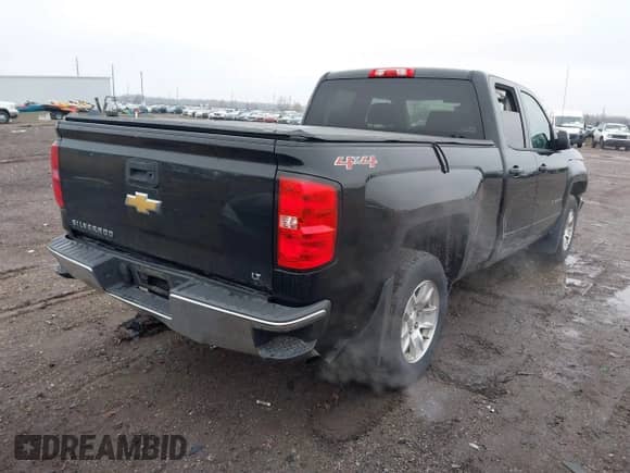 2017 Chevrolet Silverado 1500 LT with VIN 1GCVKREH6HZ140208, listed as a IAAI auction lot 42000684 with 174,989 mi miles and . Bid and sale history available at DreamBid. Image 4.