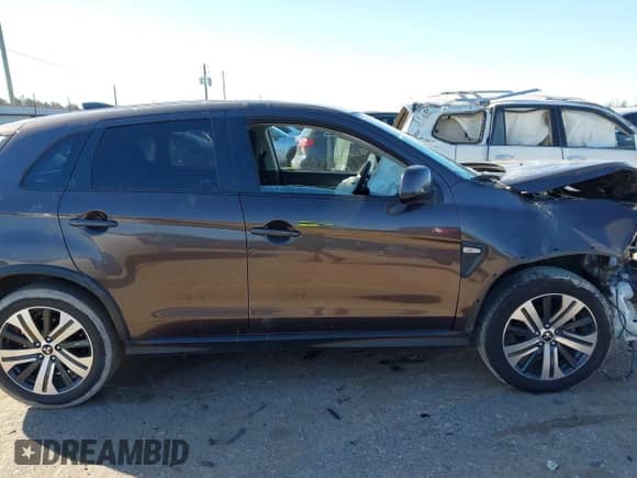 2021 Mitsubishi Outlander ES z VIN JA4APUAU1MU000896, wystawiony jako IAAI lot #41721805 z przebiegiem 101 199 mil mil oraz . Historia ofert i sprzedaży dostępna na DreamBid. Obrazek 13.