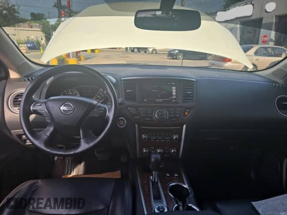 2020 Nissan Pathfinder Platinum с VIN 5N1DR2DM1LC579451, выставлен на аукционе Copart как лот 67220745 с пробегом 131 642 миль миль и Чистый • Clean title. История ставок и продаж доступна на DreamBid. Изображение 9.