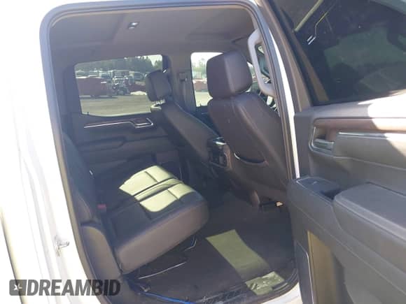 2024 GMC Sierra 1500 SLT с VIN 3GTUUDED9RG111597, выставлен на аукционе IAAI как лот 43054968 с пробегом 38 755 миль миль и . История ставок и продаж доступна на DreamBid. Изображение 8.