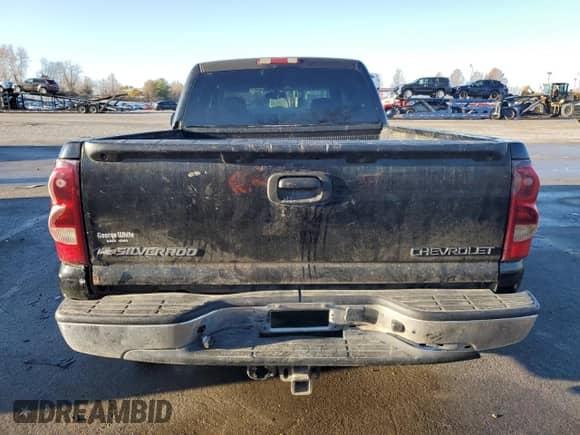 2003 Chevrolet Silverado 1500HD LT с VIN 1GCGK13U13F123580, выставлен на аукционе Copart как лот 85439524 с пробегом 233 342 миль миль и Списание • Salvage title. История ставок и продаж доступна на DreamBid. Изображение 6.