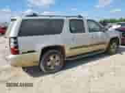 2010 Chevrolet Suburban LS с VIN 1GNUKHE30AR221907, выставлен на аукционе Copart как лот 65942605 с пробегом 197 989 миль миль и Списание • Salvage title. История ставок и продаж доступна на DreamBid. Изображение 3.