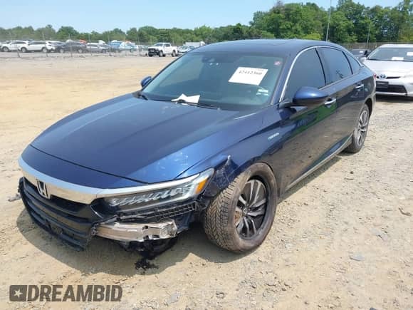 2018 Honda Accord Touring z VIN 1HGCV3F95JA003236, wystawiony jako IAAI lot #42412360 z przebiegiem 117 168 mil mil oraz . Historia ofert i sprzedaży dostępna na DreamBid. Obrazek 17.