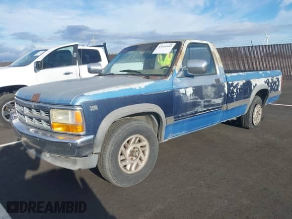 1991 Dodge Dakota S with VIN 1B7GL26X8MS361377, listed as a IAAI auction lot 43316945 with 230,792 mi miles and . Bid and sale history available at DreamBid. Image 2.