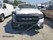 2024 Ram 1500 Tradesman z VIN 1C6SRFCT5RN111206, wystawiony jako Copart lot #67277785 z przebiegiem 36 477 mil mil oraz Szkoda całkowita • Salvage title. Historia ofert i sprzedaży dostępna na DreamBid. Obrazek 5.