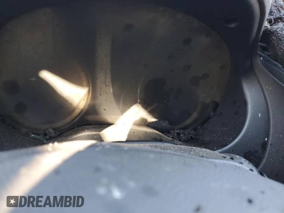 2015 Hyundai Azera с VIN KMHFG4JG2FA477780, выставлен на аукционе Copart как лот 67327954 с пробегом Не указан миль и На запчасти • Non repairable. История ставок и продаж доступна на DreamBid. Изображение 9.