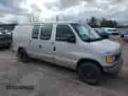 2003 Ford Econoline Cargo с VIN 1FTRE14213HA29118, выставлен на аукционе Copart как лот 50931965 с пробегом 255 312 миль миль и Списание • Salvage title. История ставок и продаж доступна на DreamBid. Изображение 4.