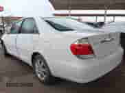 2005 Toyota Camry LE with VIN 4T1BE30K45U533266, listed as a IAAI auction lot 43420522 with Not provided miles and . Bid and sale history available at DreamBid. Image 3.