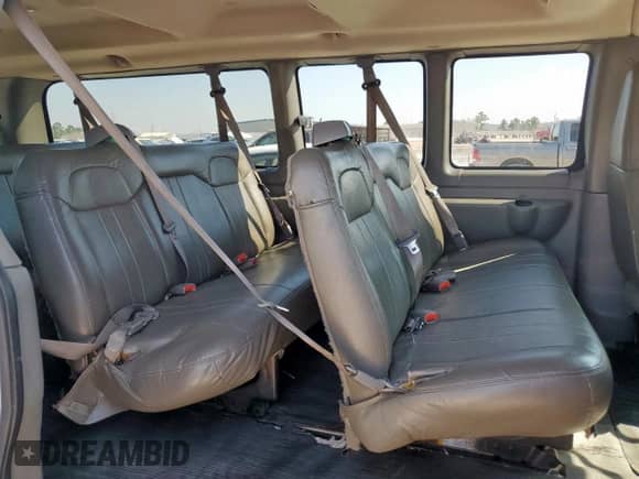 2009 Chevrolet Express Passenger z VIN 1GAHG39K591113432, wystawiony jako Copart lot #71680385 z przebiegiem 89 369 mil mil oraz Czysty tytuł • Clean title. Historia ofert i sprzedaży dostępna na DreamBid. Obrazek 11.