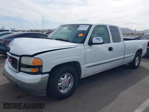 2001 GMC Sierra 1500 SLE z VIN 1GTEC19T01E209579, wystawiony jako IAAI lot #41559767 z przebiegiem 268 789 mil mil oraz . Historia ofert i sprzedaży dostępna na DreamBid. Obrazek 2.