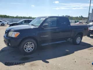 2006 Toyota Tundra Limited z VIN 5TBDT48136S507471, wystawiony jako Copart lot #70168555 z przebiegiem 358 311 mil mil oraz Szkoda całkowita • Salvage title. Historia ofert i sprzedaży dostępna na DreamBid. Obrazek 1.