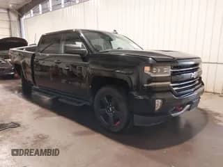 2018 Chevrolet Silverado 1500 LTZ с VIN 3GCUKSEJ4JG519719, выставлен на аукционе IAAI как лот 43460277 с пробегом 139 938 миль миль и . История ставок и продаж доступна на DreamBid. Изображение 1.