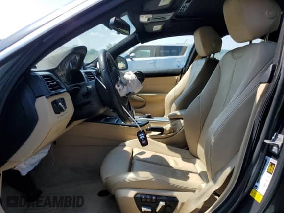 2016 BMW 4 Series 428i с VIN WBA4A9C59GG507388, выставлен на аукционе Copart как лот 71848265 с пробегом 59 284 миль миль и Списание • Salvage title. История ставок и продаж доступна на DreamBid. Изображение 7.