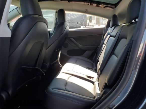 2024 Tesla Model Y Long Range with VIN 7SAYGDEE1RF073891, listed as a Copart auction lot 65612434 with 4,448 mi miles and Salvage title. Bid and sale history available at DreamBid. Image 11.
