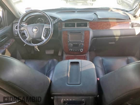 2012 Chevrolet Suburban LTZ с VIN 1GNSCKE08CR109351, выставлен на аукционе Copart как лот 67061875 с пробегом 150 694 миль миль и Списание • Salvage title. История ставок и продаж доступна на DreamBid. Изображение 8.