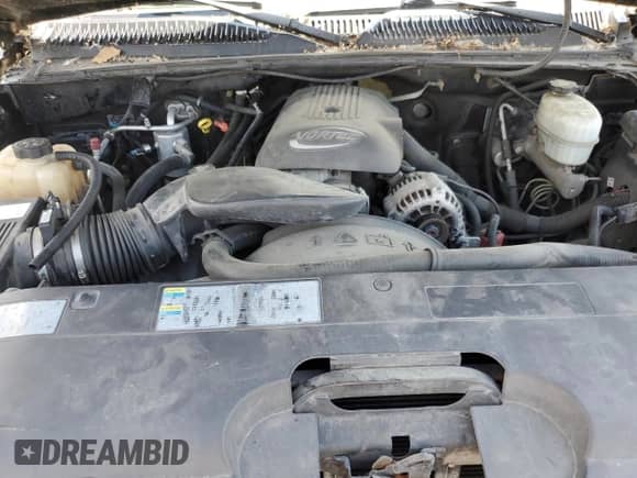 2004 Chevrolet Silverado 2500 LT с VIN 1GCGK23UX4F165897, выставлен на аукционе Copart как лот 62843835 с пробегом Не указан миль и Чистый • Clean title. История ставок и продаж доступна на DreamBid. Изображение 11.