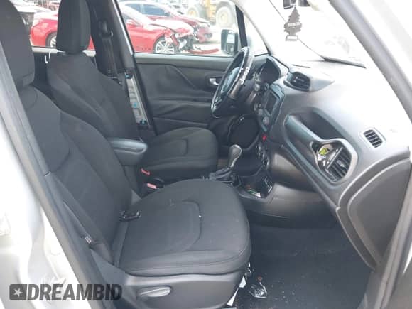 2017 Jeep Renegade Latitude с VIN ZACCJABB6HPG23465, выставлен на аукционе IAAI как лот 42586122 с пробегом 72 465 миль миль и . История ставок и продаж доступна на DreamBid. Изображение 5.