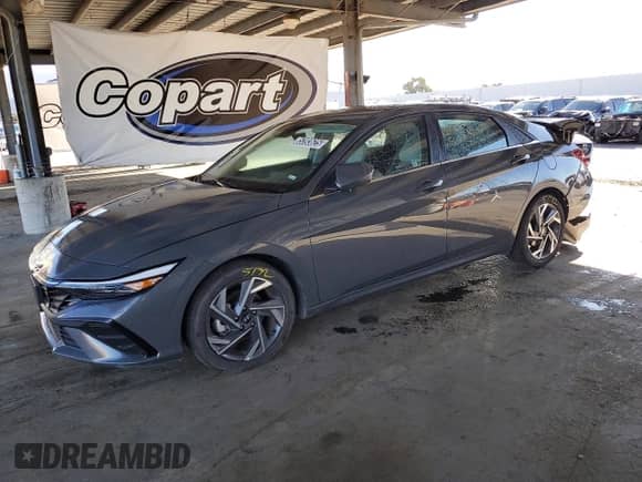 2024 Hyundai Elantra Limited z VIN KMHLP4DG1RU814151, wystawiony jako Copart lot #85393625 z przebiegiem 28 761 mil mil oraz Szkoda całkowita • Salvage title. Historia ofert i sprzedaży dostępna na DreamBid. Obrazek 1.