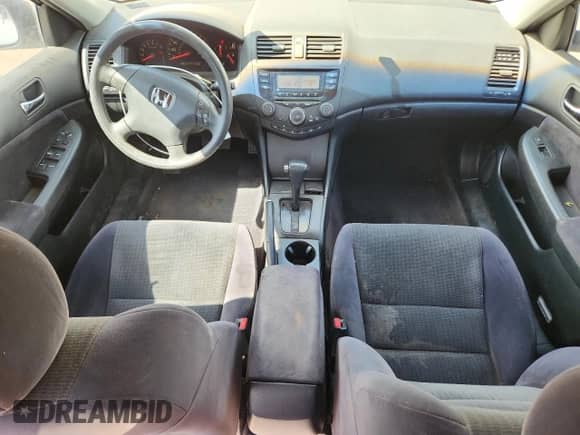 2005 Honda Accord LX с VIN JHMCM56425C005343, выставлен на аукционе Copart как лот 81578705 с пробегом 200 454 миль миль и Списание • Salvage title. История ставок и продаж доступна на DreamBid. Изображение 8.
