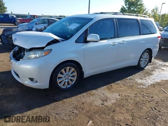 2011 Toyota Sienna XLE AAS with VIN 5TDYK3DC7BS089178, listed as a IAAI auction lot 43375182 with 149,795 mi miles and . Bid and sale history available at DreamBid. Image 15.