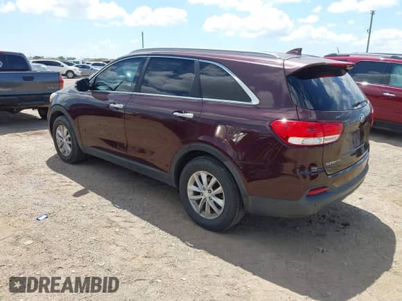 2016 Kia Sorento L with VIN 5XYPG4A38GG169035, listed as a IAAI auction lot 43069831 with 104,276 mi miles and . Bid and sale history available at DreamBid. Image 3.
