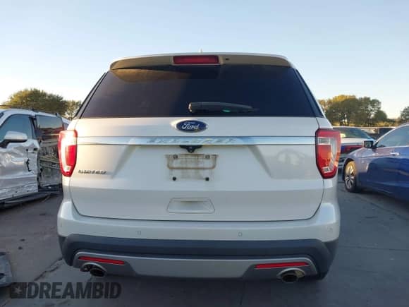 2017 Ford Explorer Limited z VIN 1FM5K7F84HGB52576, wystawiony jako IAAI lot #43584022 z przebiegiem 53 319 mil mil oraz . Historia ofert i sprzedaży dostępna na DreamBid. Obrazek 16.