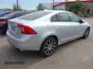 2017 Volvo S60 Inscription с VIN LYV402TK4HB134230, выставлен на аукционе IAAI как лот 43418033 с пробегом 92 192 миль миль и . История ставок и продаж доступна на DreamBid. Изображение 4.