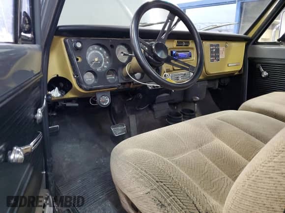 1970 Chevrolet Silverado 1500 z VIN KE240Z156296, wystawiony jako Copart lot #87512765 z przebiegiem 97 529 mil mil oraz Czysty tytuł • Clean title. Historia ofert i sprzedaży dostępna na DreamBid. Obrazek 8.