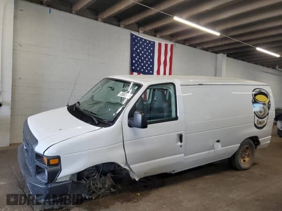 2014 Ford Econoline Cargo Commercial with VIN 1FTNE2EWXEDA97434, listed as a Copart auction lot 59083775 with 88,754 mi miles and Salvage title. Bid and sale history available at DreamBid. Image 1.