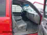 2002 Chevrolet Silverado 1500HD LT с VIN 1GCGK13U42F162985, выставлен на аукционе IAAI как лот 42577250 с пробегом 180 556 миль миль и . История ставок и продаж доступна на DreamBid. Изображение 5.