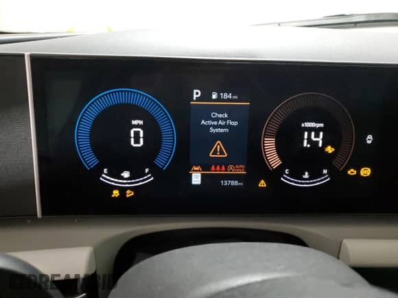 2025 Hyundai Tucson SEL with VIN 5NMJBCDE7SH543015, listed as a Copart auction lot 87393375 with 13,788 mi miles and Clean title. Bid and sale history available at DreamBid. Image 9.