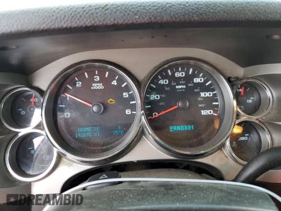 2010 Chevrolet Silverado 1500 LT с VIN 1GCSKSEA5AZ165300, выставлен на аукционе Copart как лот 62857005 с пробегом 142 690 миль миль и Списание • Salvage title. История ставок и продаж доступна на DreamBid. Изображение 9.