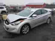 2013 Hyundai Elantra GLS z VIN KMHDH4AE2DU604123, wystawiony jako IAAI lot #38176314 z przebiegiem 144 871 mil mil oraz . Historia ofert i sprzedaży dostępna na DreamBid. Obrazek 18.