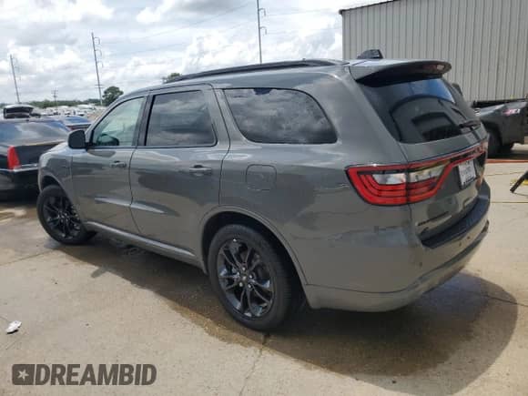 2025 Dodge Durango R/T Plus with VIN 1C4SDJCT7SC526491, listed as a Copart auction lot 60096015 with 3,054 mi miles and Salvage title. Bid and sale history available at DreamBid. Image 2.