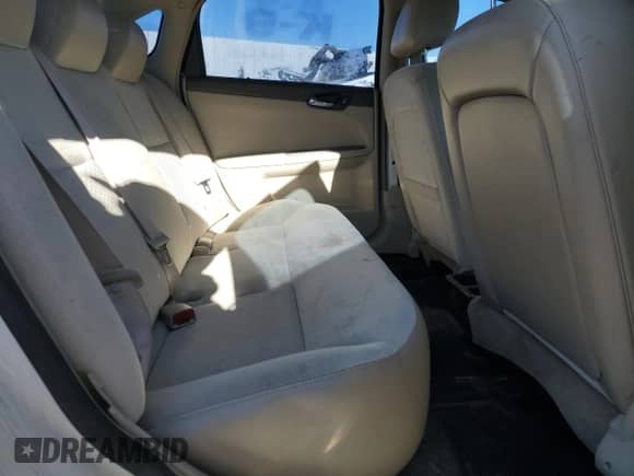 2008 Chevrolet Impala с VIN 2G1WS583189250213, выставлен на аукционе Copart как лот 55628925 с пробегом 136 189 миль миль и Списание • Salvage title. История ставок и продаж доступна на DreamBid. Изображение 22.